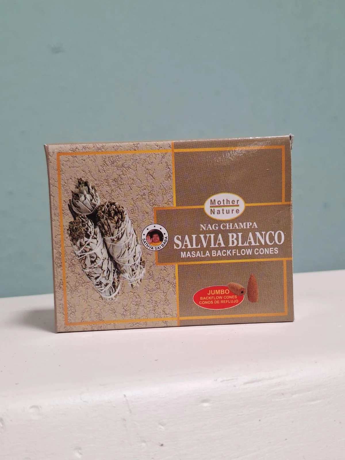 Salvia blanca cono